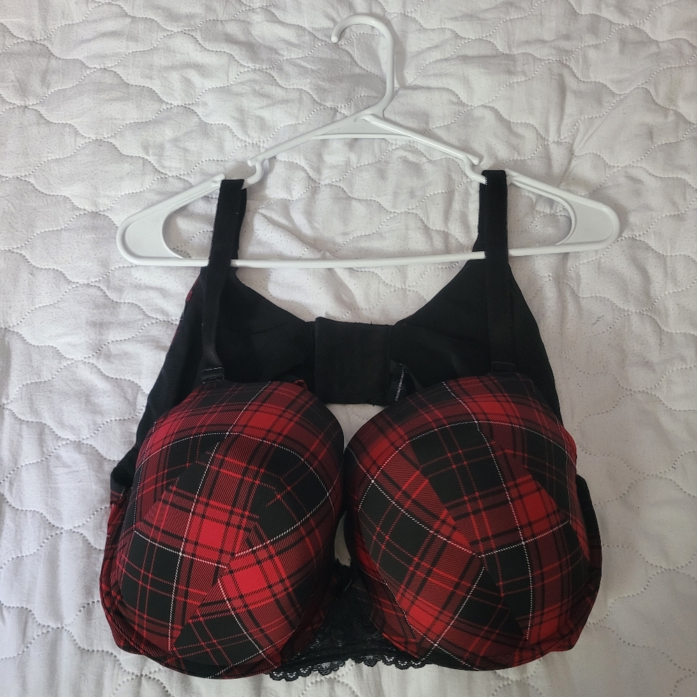 Size 44D Torrid Push Up Plunge Plaid Bra